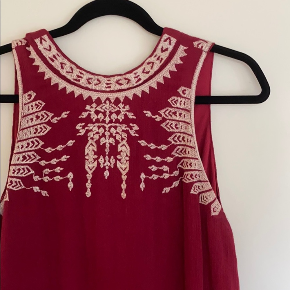 Alya Francesca’s Maroon red dress.